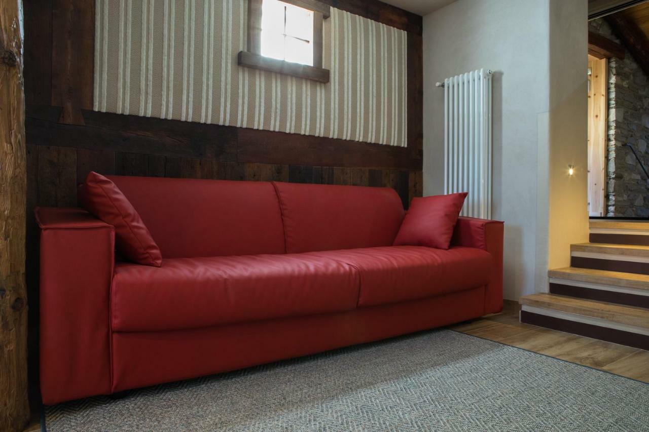 Maison Lo Triolet アントロ エクステリア 写真